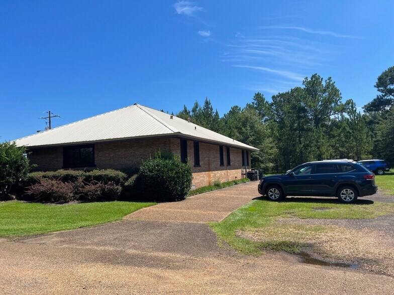 More Photos Of 2680 River Ridge Dr, Jackson Medical For Sale