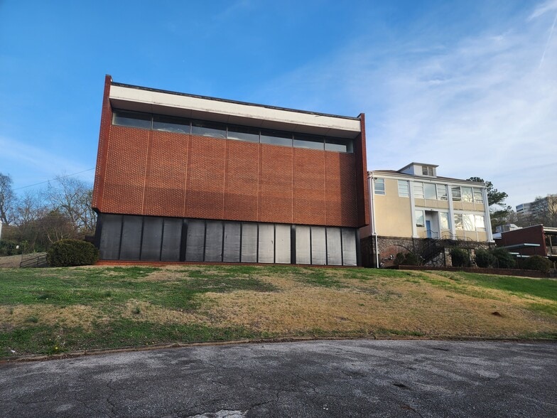 More Photos Of 301 21st Ave S, Birmingham Schools For Sale