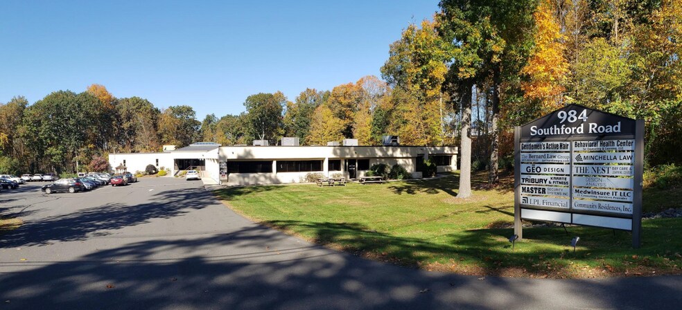 More Photos Of 984 Southford Rd, Middlebury Office For Lease