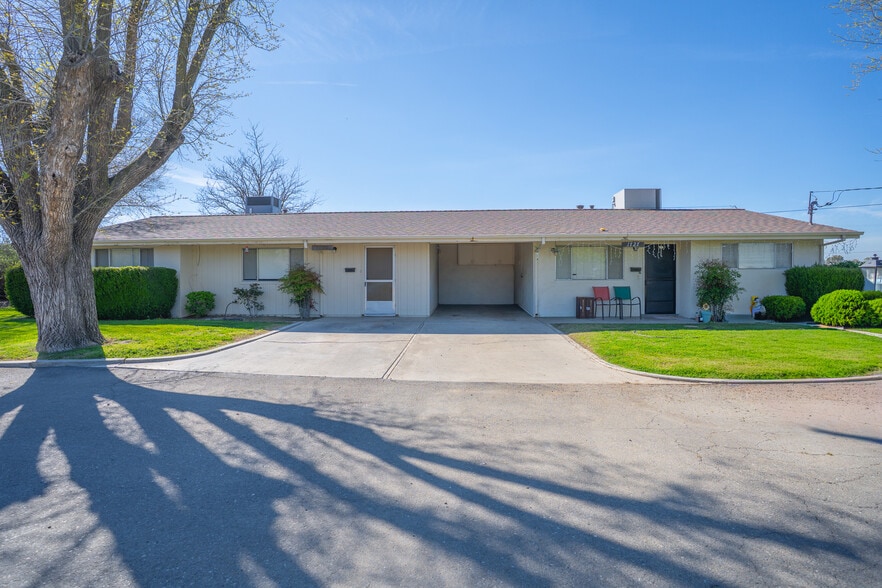 More Photos Of 1711 E Pacheco Blvd, Los Banos Apartments For Sale