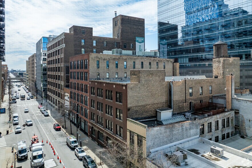 More Photos Of 208 S Jefferson St, Chicago Loft Creative Space For Lease
