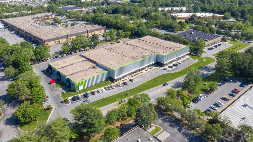 More Photos Of 6655 Dobbin Rd, Columbia Warehouse For Lease