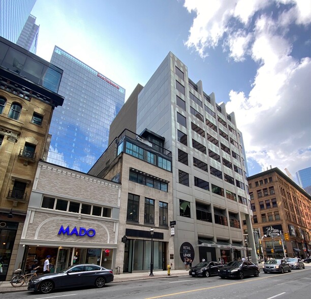 Primary Photo Of 146 Yonge St, Toronto Storefront Retail Office For Lease