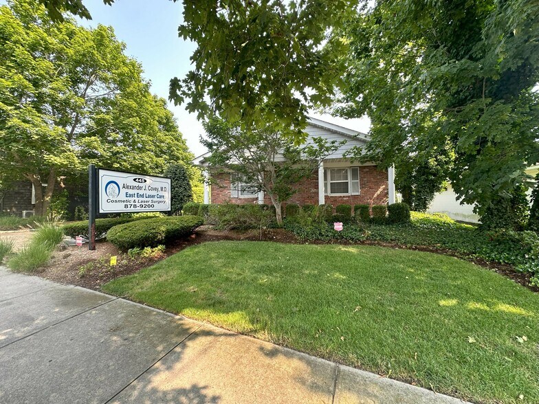 Primary Photo Of 445 Main St, Center Moriches Medical For Sale