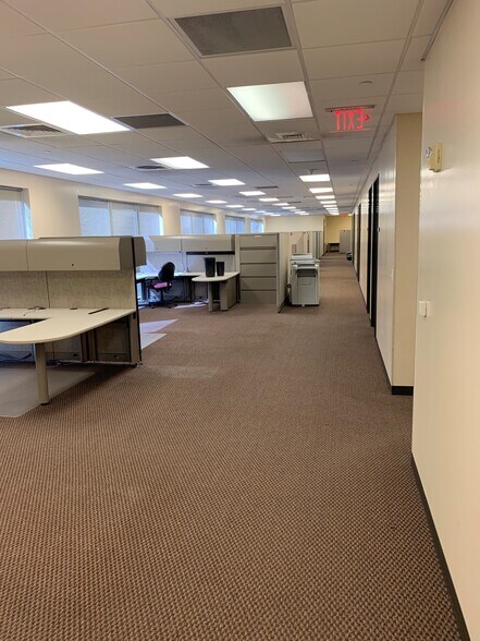 More Photos Of 10586 Highway 75 N, Willis Unknown For Lease