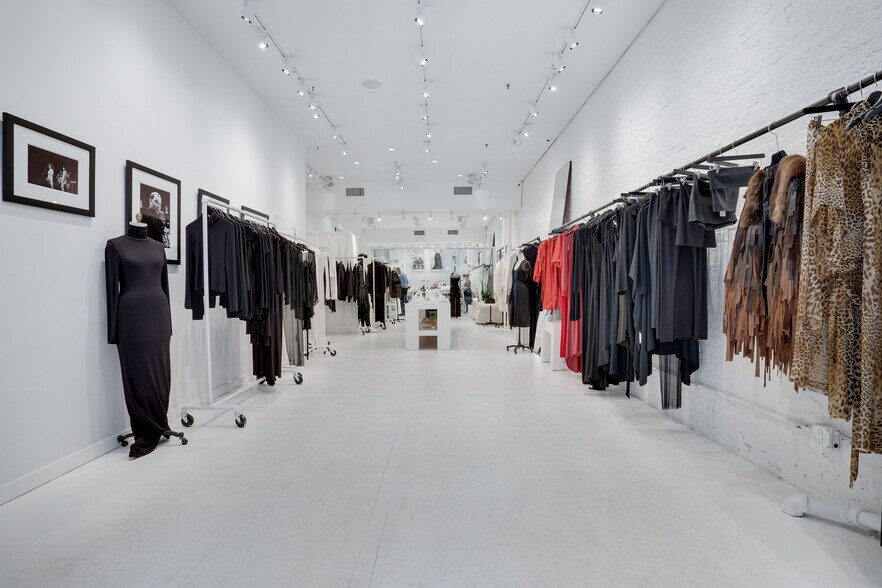 More Photos Of 79 Grand St, New York Apartments For Lease