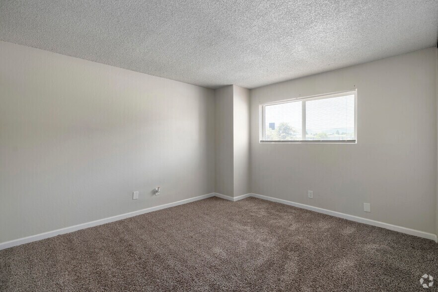 More Photos Of 1301 Stardust St, Reno Apartments For Sale