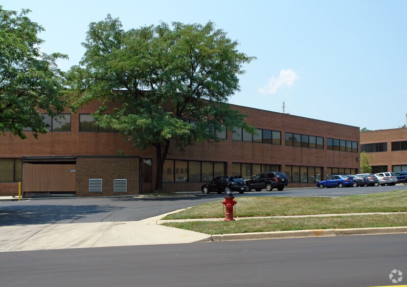 More Photos Of 1550 E Gude Dr, Rockville Research And Development For Lease