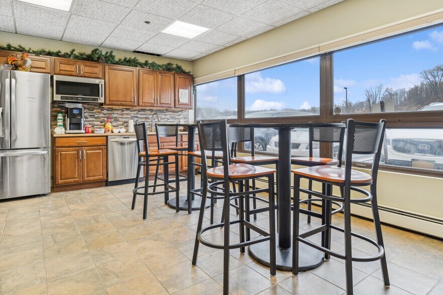 More Photos Of 1751 State Route 17A, Florida Industrial For Lease