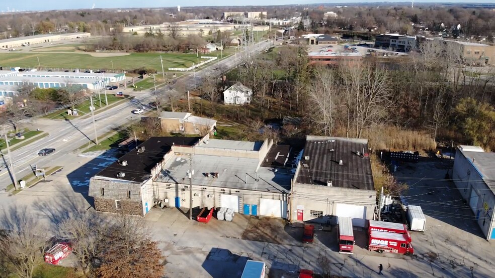 More Photos Of 711 W Bagley Rd, Berea Unknown For Lease