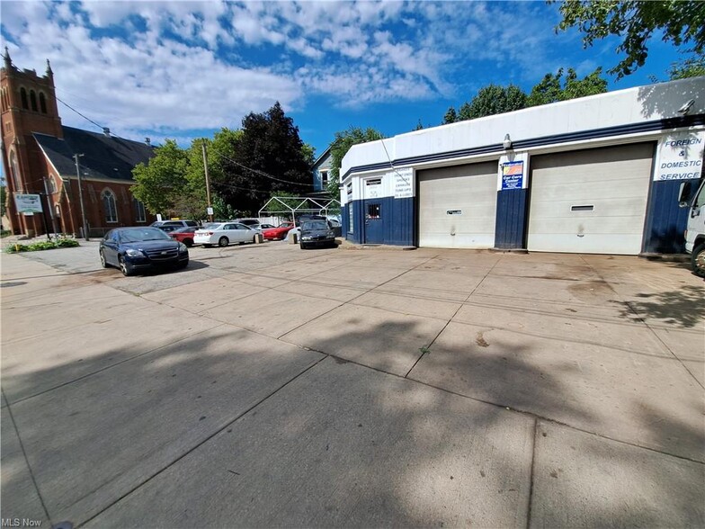 Primary Photo Of 2884 Scranton Rd, Cleveland Auto Repair For Sale