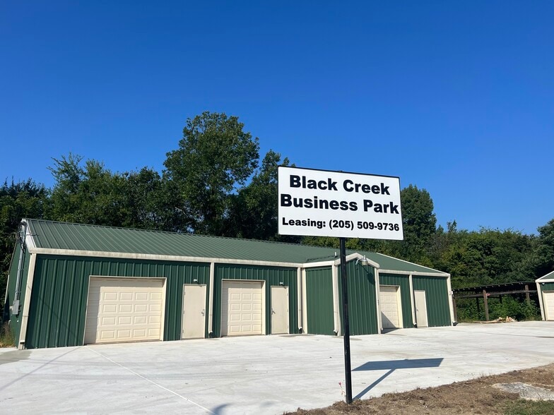 More Photos Of 402 Black Creek rd, Birmingham Showroom For Lease