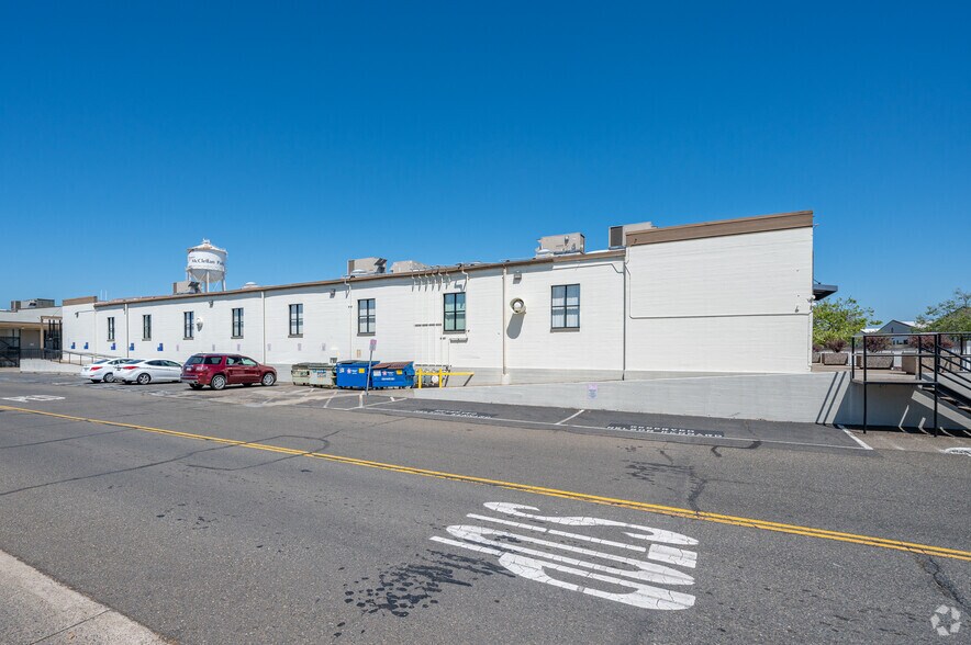 More Photos Of 5011-5115 Dudley Blvd, Mcclellan Office For Lease