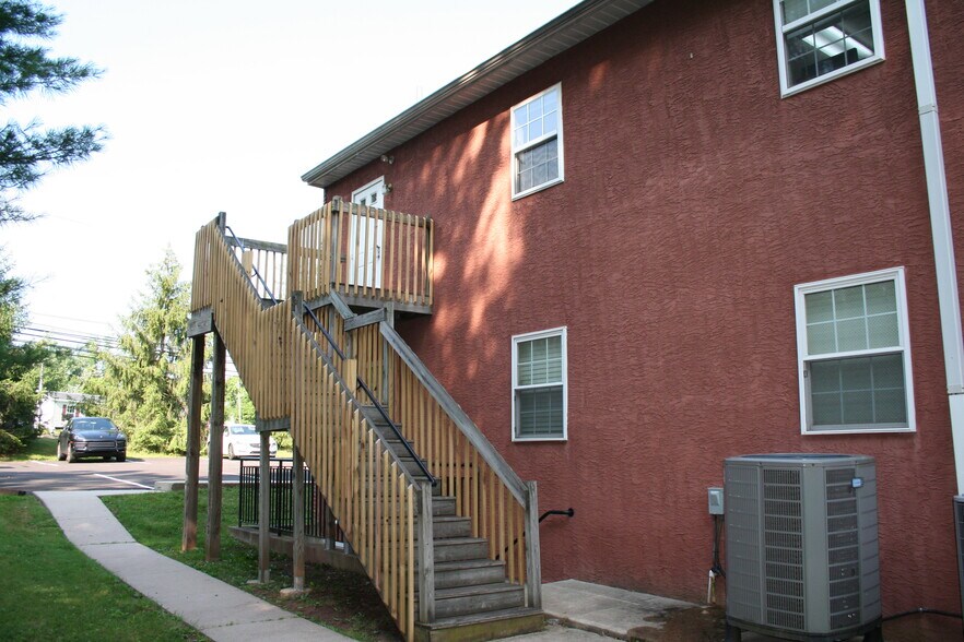 More Photos Of 168 W Ridge Pike, Limerick Loft Creative Space For Sale