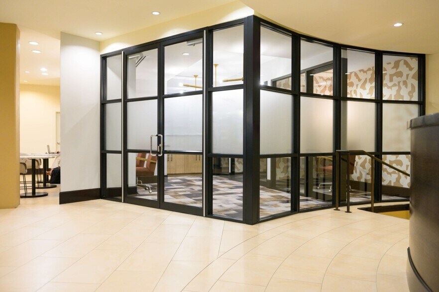 More Photos Of 1919 Clarendon Blvd, Arlington Apartments For Lease