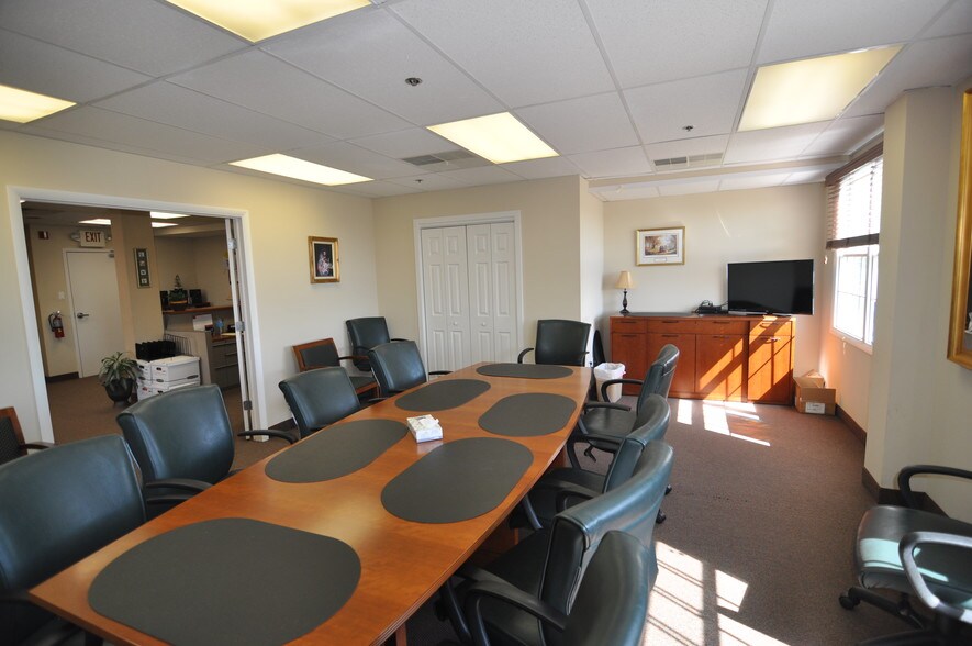 More Photos Of 5175 Cold Spring Creamery Rd, Doylestown Office For Lease