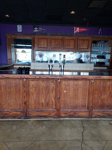 More Photos Of 6954 Old Canton Rd, Ridgeland Storefront Retail Office For Lease