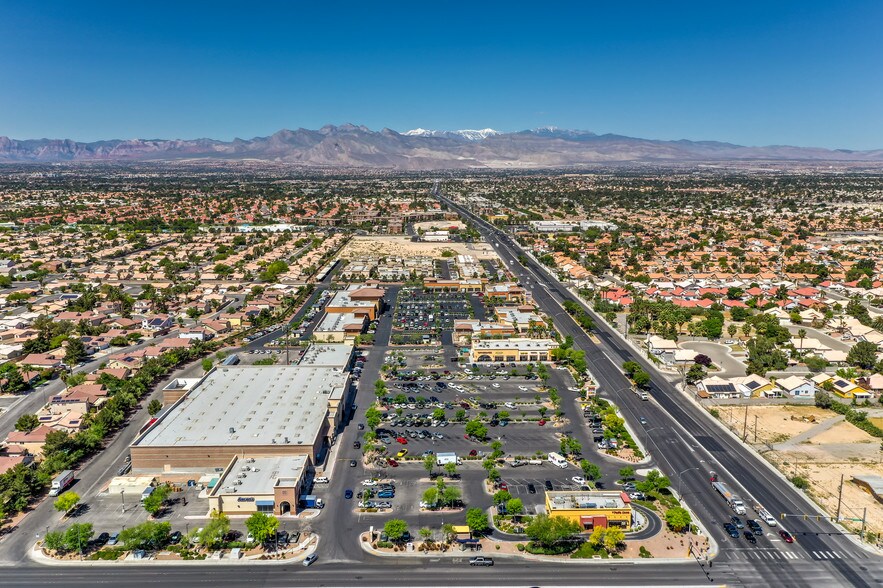 More Photos Of 3053 W Craig Rd, North Las Vegas Freestanding For Lease