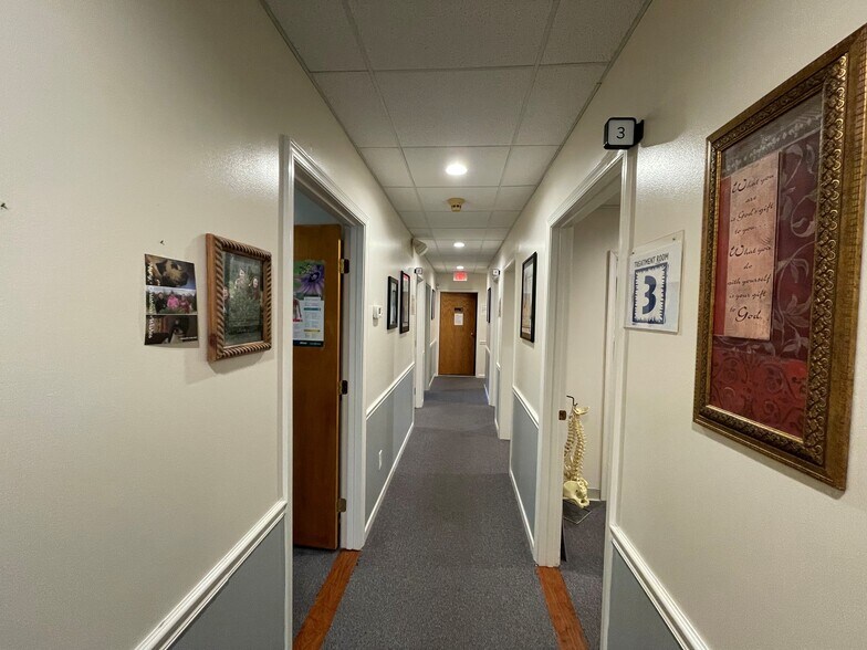 More Photos Of 4140 Crain Hwy, Waldorf Office For Sale