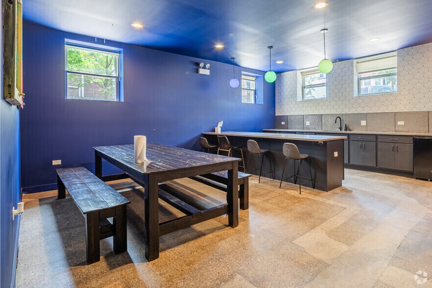 More Photos Of 1831 S Racine Ave, Chicago Apartments For Sale