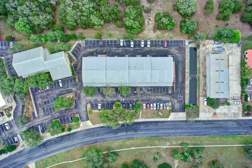 More Photos Of 21232 Gathering Oak, San Antonio Office For Lease