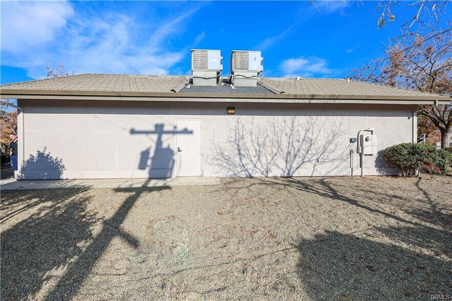 More Photos Of 2979 N Winton Way, Atwater Auto Dealership For Lease