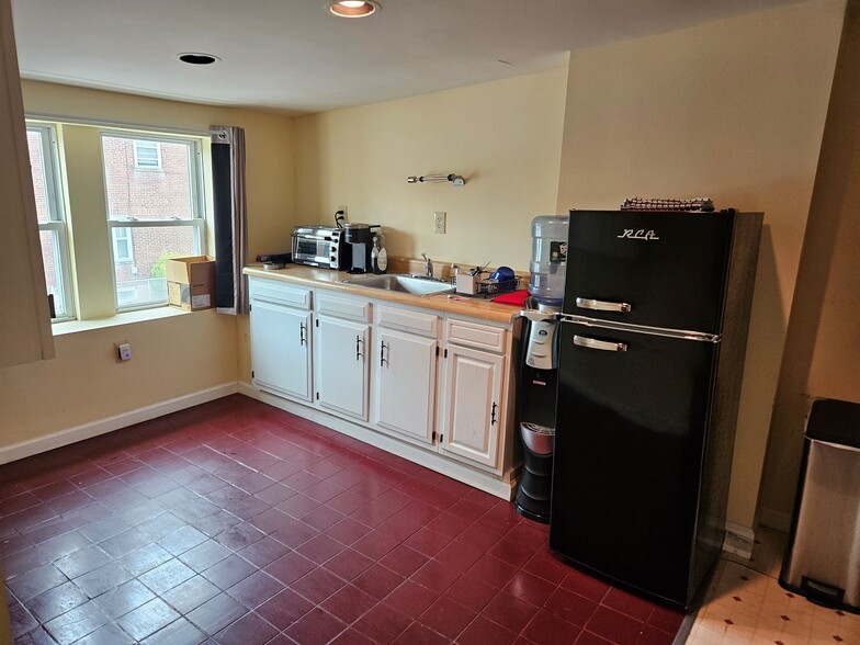 More Photos Of 47 Virginia Ave, Trenton Warehouse For Sale