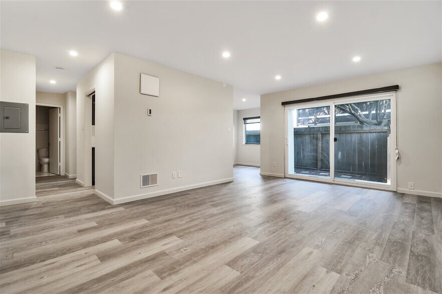 More Photos Of 630 Masonic Way, Belmont Apartments For Sale