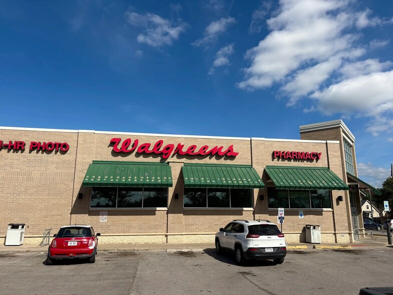 More Photos Of 3121 S 24th St, Omaha Drugstore For Lease