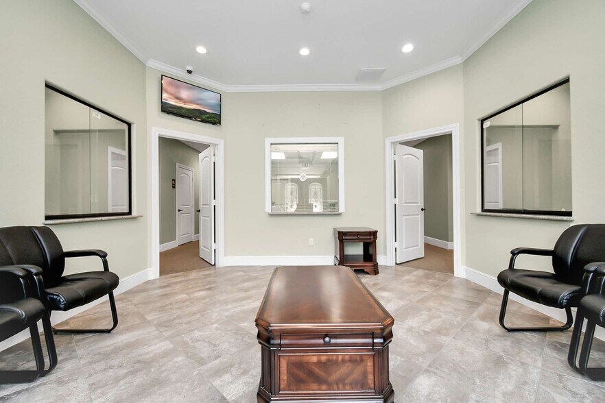 More Photos Of 620 S Peek Rd, Katy Medical For Sale