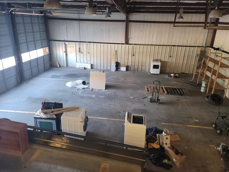 More Photos Of 16607 Kleinwood dr, Spring Warehouse For Sale