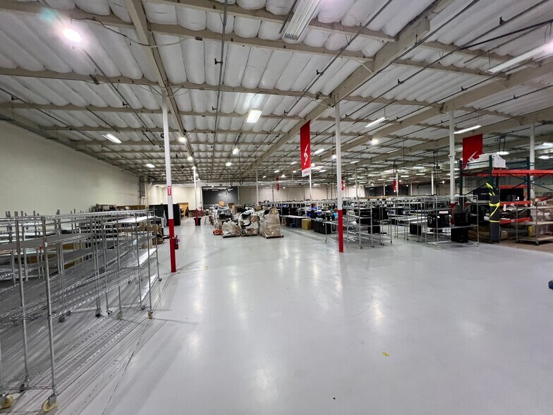 More Photos Of 8100 Camino Arroyo, Gilroy Manufacturing For Sale