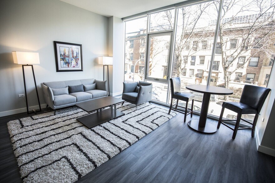 More Photos Of 4334 N Hazel St, Chicago Apartments For Lease