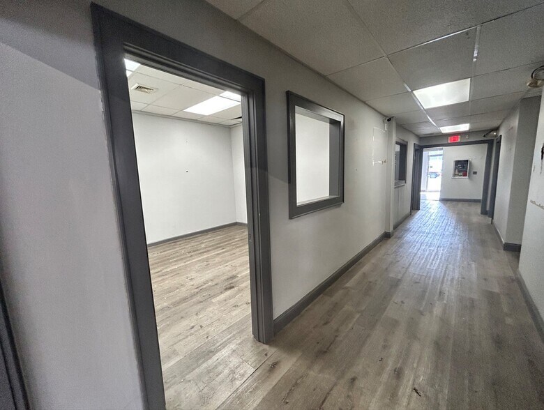 More Photos Of 1385 Akron St, Copiague Light Manufacturing For Sale