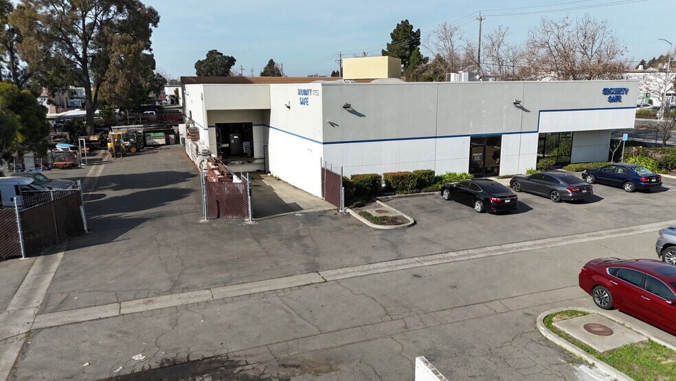 More Photos Of 1753 Addison Way, Hayward Warehouse For Sale