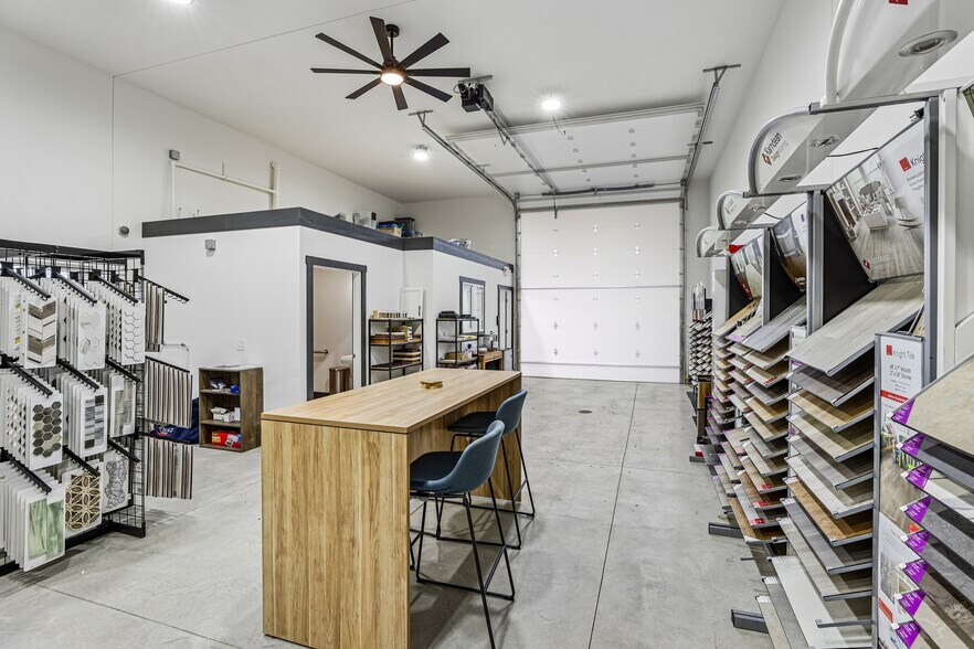 More Photos Of 407 Wengel dr, Reedsburg Light Manufacturing For Sale