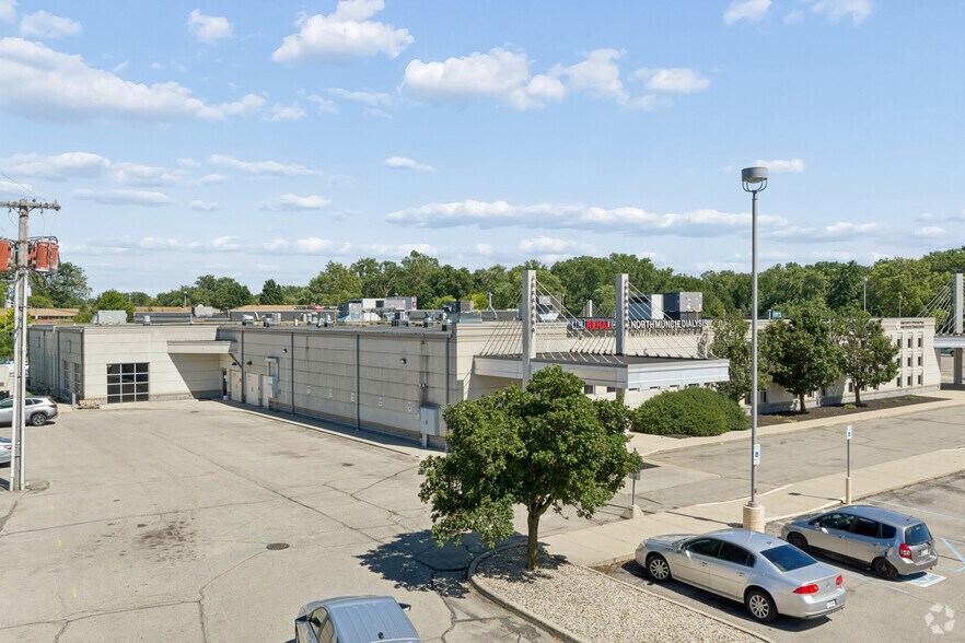 More Photos Of 800 S Tillotson Ave, Muncie Medical For Lease