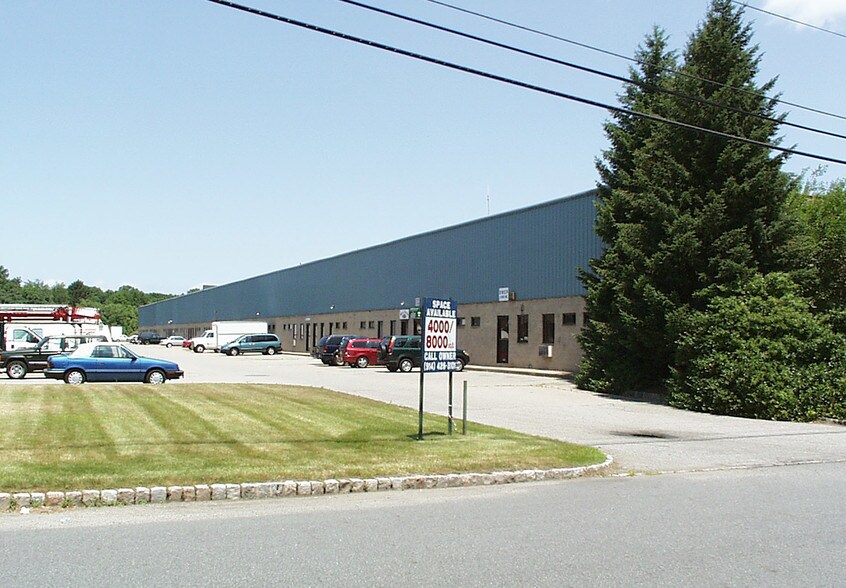 More Photos Of 22 Commerce Rd, Fairfield Warehouse For Lease