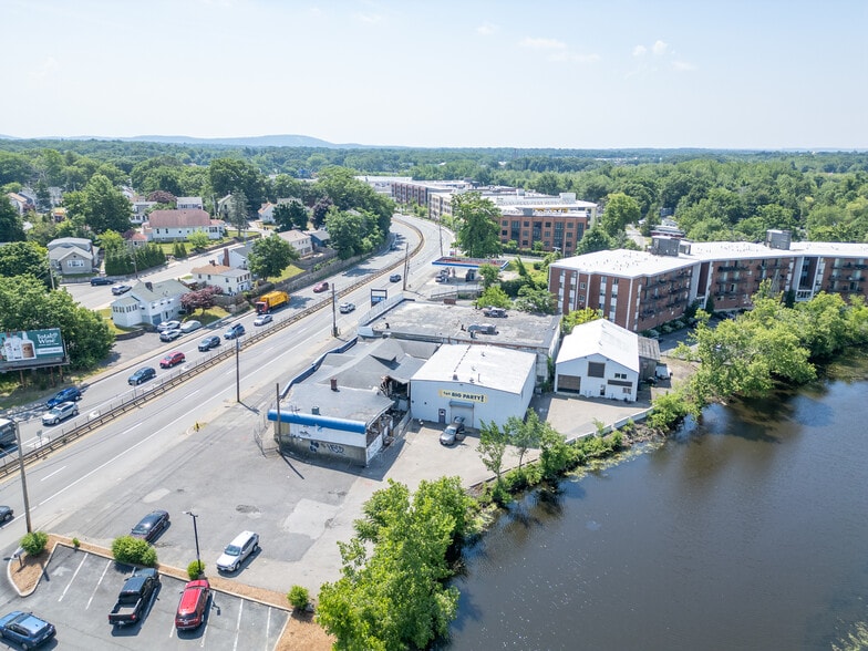 More Photos Of 1455-1457 VFW Pky, West Roxbury Storefront For Lease