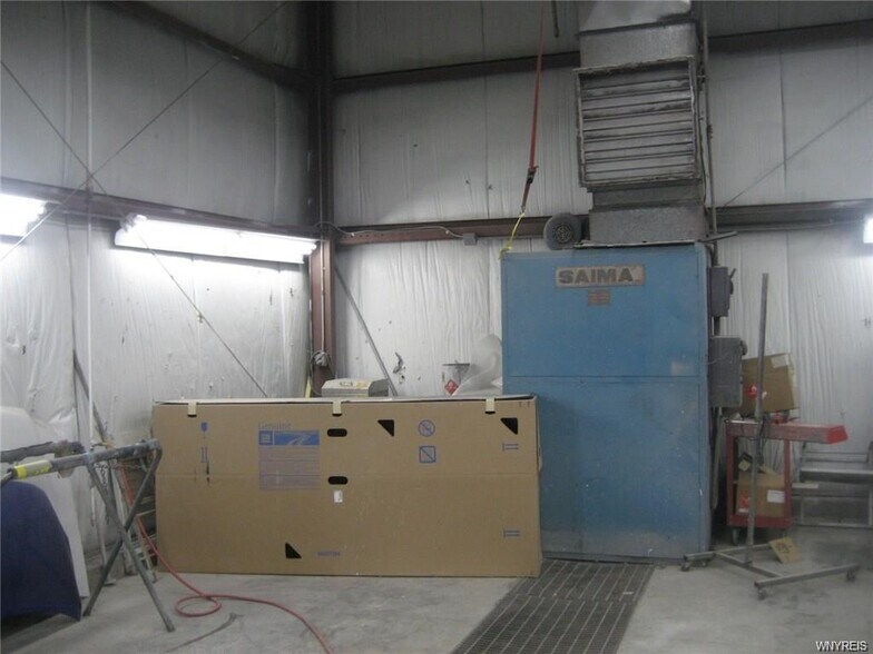 More Photos Of 416-426 Abbott Rd, Buffalo Auto Repair For Sale