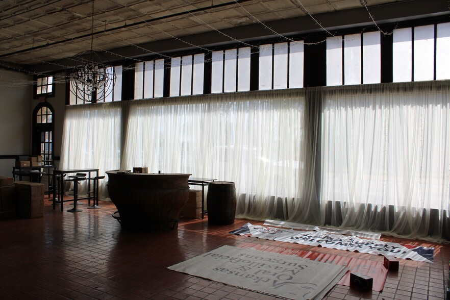 More Photos Of 500 Ouachita Ave, Hot Springs National Park Storefront Retail Office For Sale