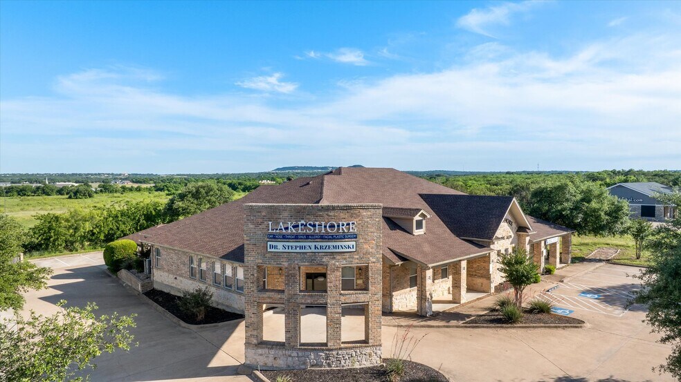 Primary Photo Of 1305 Paluxy Rd, Granbury Medical For Sale