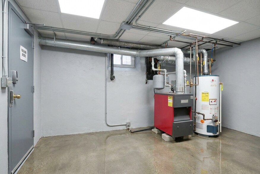 More Photos Of 22 S Madison Ave, Spring Valley Office For Sale