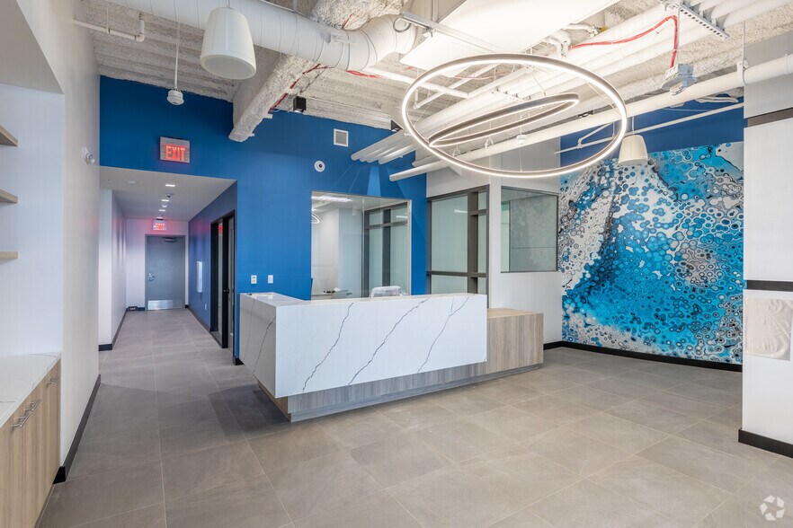 More Photos Of 655 W Broadway, San Diego Office For Lease