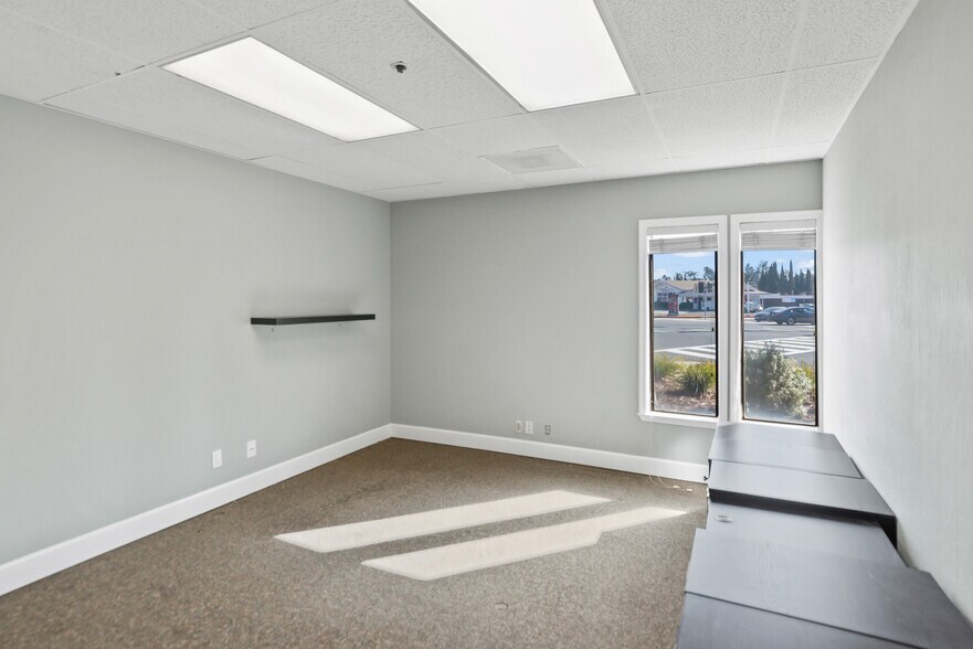 More Photos Of 10011 N Foothill Blvd, Cupertino Medical For Sale