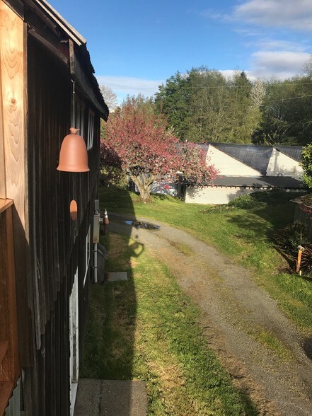 More Photos Of 18527 Beall Rd SW, Vashon Trailer Camper Park For Sale