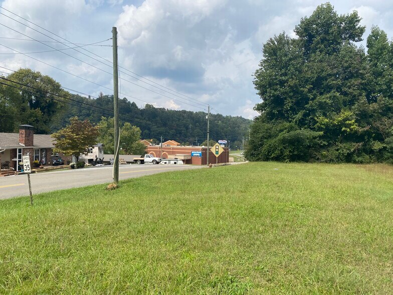 More Photos Of 8 First Ave, Ellijay Land For Sale