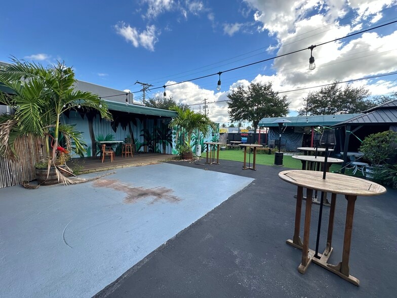 More Photos Of 2220 SW 60th Ter, Miramar Manufacturing For Sale