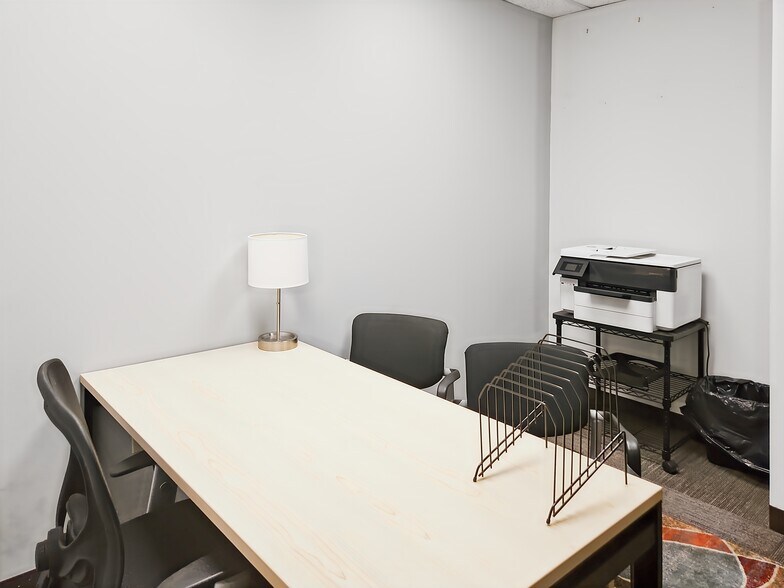 More Photos Of 111 Westport Plaza Dr, Saint Louis Coworking Space