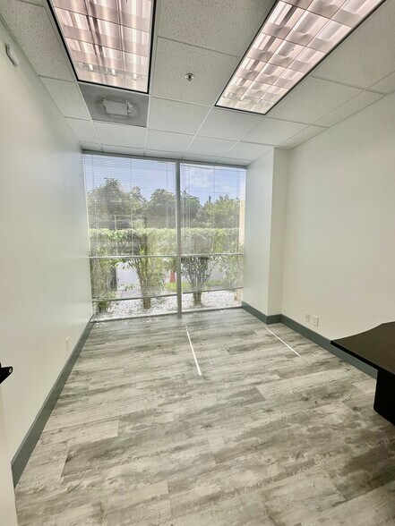 More Photos Of 1000 NW 65th St, Fort Lauderdale Office For Lease